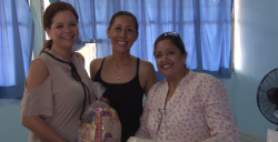 Fundación “Letty Coppel”, entrega despensas a madres del CAM 18