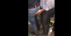 Captan supuesto acoso en el metro a un hombre