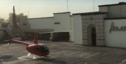 #Video Sorprende al llegar en helicóptero a famoso table dance