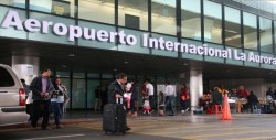 Aeropuerto La Aurora de Guatemala reabre operaciones tras erupción volcánica