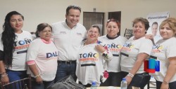 Reafirma candidato apoyo a mujeres