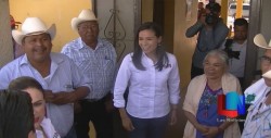 Candidata estuvo con los Yaquis