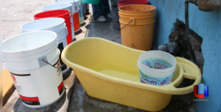 Tandean agua en colonias y comunidades de Navojoa