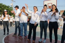 Candidatos de "Todos por México" en la Pancho Villa