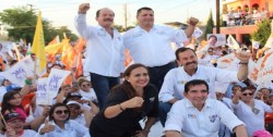 Candidatos de la Coalición "Por México al Frente" visitan Angostura