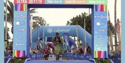 La corredora rarámuri gana el tercer lugar en ultramaratón europeo