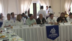 Presentan candidatos su propuestas a COPARMEX