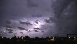 Pide PC resguardarse durante tormentas eléctricas