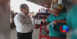 Candidato se compromete a bajar servicios básicos