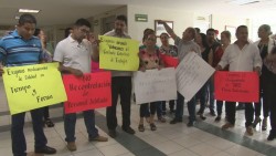 Amenazan con huelga trabajadores del Hospital Civil