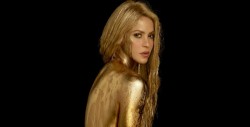 Shakira es acusada de vender collar que la liga a los nazis