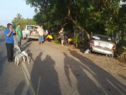 Dos muertos y una mujer herida saldo de accidente