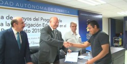 Entregan apoyos al Programa de Fomento a la Investigación de Bachillerato