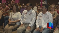 Sostienen candidatos encuentro con mujeres