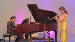 Deleitan con concierto de flauta y piano