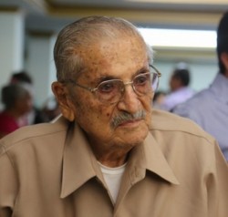 Hospitalizan de emergencia a Antonio Toledo Corro