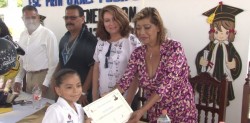 Concluyen estudios de primaria en escuela “Felipe Ángeles”