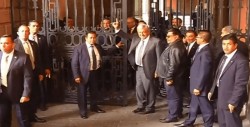 López Obrador llega a Palacio Nacional para reunirse con Peña Nieto