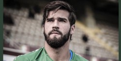 Portero de Brasil enamora a la afición mexicana