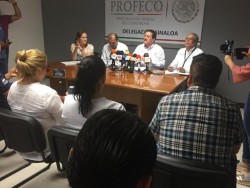 Afectados por apagones de la CFE se quejan ante profeco