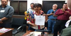 Recibe constancia de mayoría Olegaria Carrasco