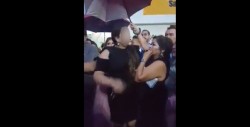 Justo el día de su fiesta de graduación se enteran que organizadora no pagó el salón