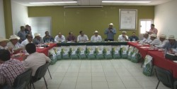 Entrega SAyG semilla a temporaleros