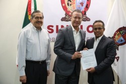 Hay nuevo Secretario de Seguridad Pública, le toma la protesta Quirino Ordaz