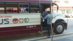 Usuarios en contra del aumento a la tarifa del transporte