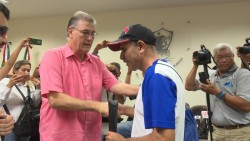 Entregan aparatos funcionales