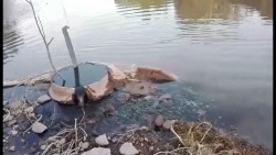 Denuncian fuga de aguas negras en Higuera de Zaragoza