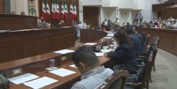 Estados pretenden restar poder a MORENA en sus Congreso