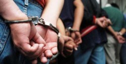 Policía mexicana captura 14 miembros de cartel de drogas que opera en Cancún