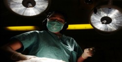 Cuenta la SSA con personal capacitado para revisar clínicas de cirugías plásticas