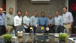 Se reúne Jaime Montes con la intercamaral