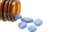 Ponen viagra en bebida de un menor y casi muere