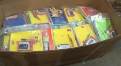 Comerciantes preparan logística para entrega de útiles y uniformes