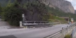 #Video Impresionante 'erupción' de barro y de rocas en un pueblo de Suiza