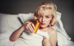 Encuentran erótica escena de Marilyn Monroe en una película