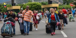 La ONU dice que 2,3 millones de venezolanos han dejado el país por la crisis