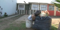 Desde el lunes no pasa el camión de la basura en estas colonias