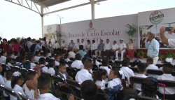 Inauguran ciclo escolar y plantel verde, en  Mazatlán