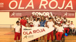 Abanderaron a la Ola Roja sonorense que va competencias en Colima