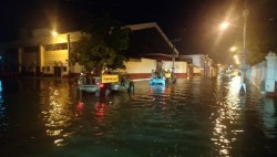 Avenidas inundadas por la lluvia reporta PC