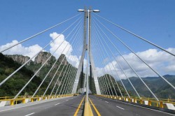 Necesario mantenimiento de primera para la Mazatlán-Durango