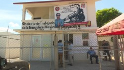 Ferrocarrileros participan para renovar su dirigencia sindical