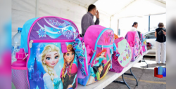 En Navojoa, entregan Mochilas