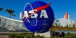Consigue empleo en la NASA y lo pierde por pelearse en Twitter