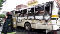 Se incendia camión urbano, no hay lesionados