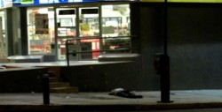 Matan a dos hombres a balazos cerca del malecón